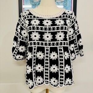 Indigo Poppy Black White Daisy Crochet Trim Boho Blouse Top Women's Medium